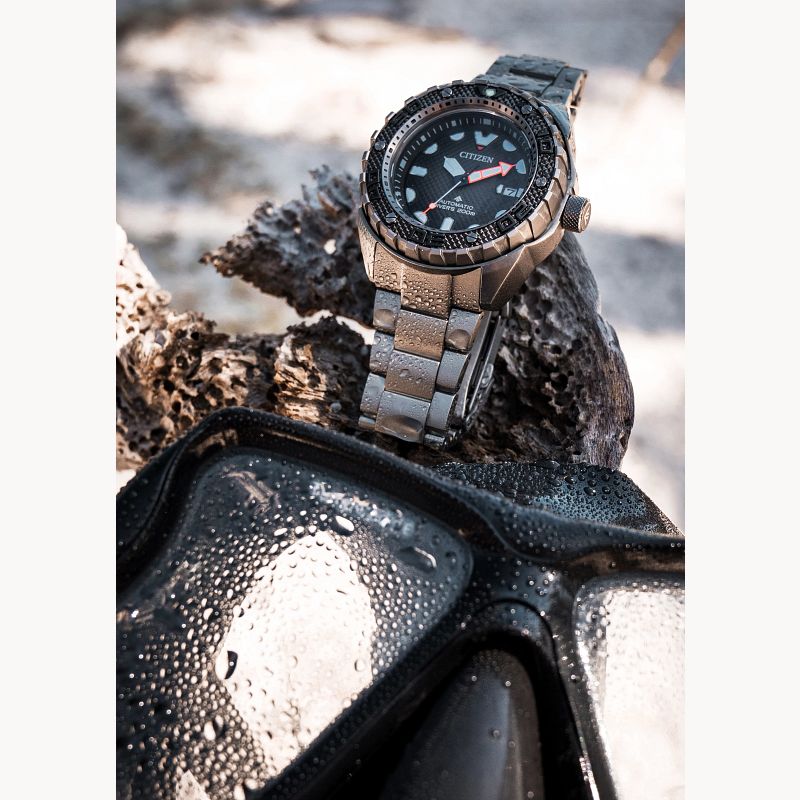 Citizen promaster 2025 diver titanium
